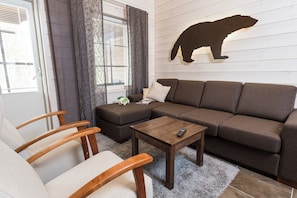 Superior Apartment, 2 Bedrooms, Sauna | Living area | 45-inch flat-screen TV with digital channels, fireplace