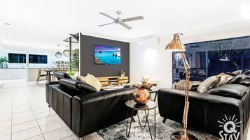 House Number 1 - Multiple Bedrooms | Living area