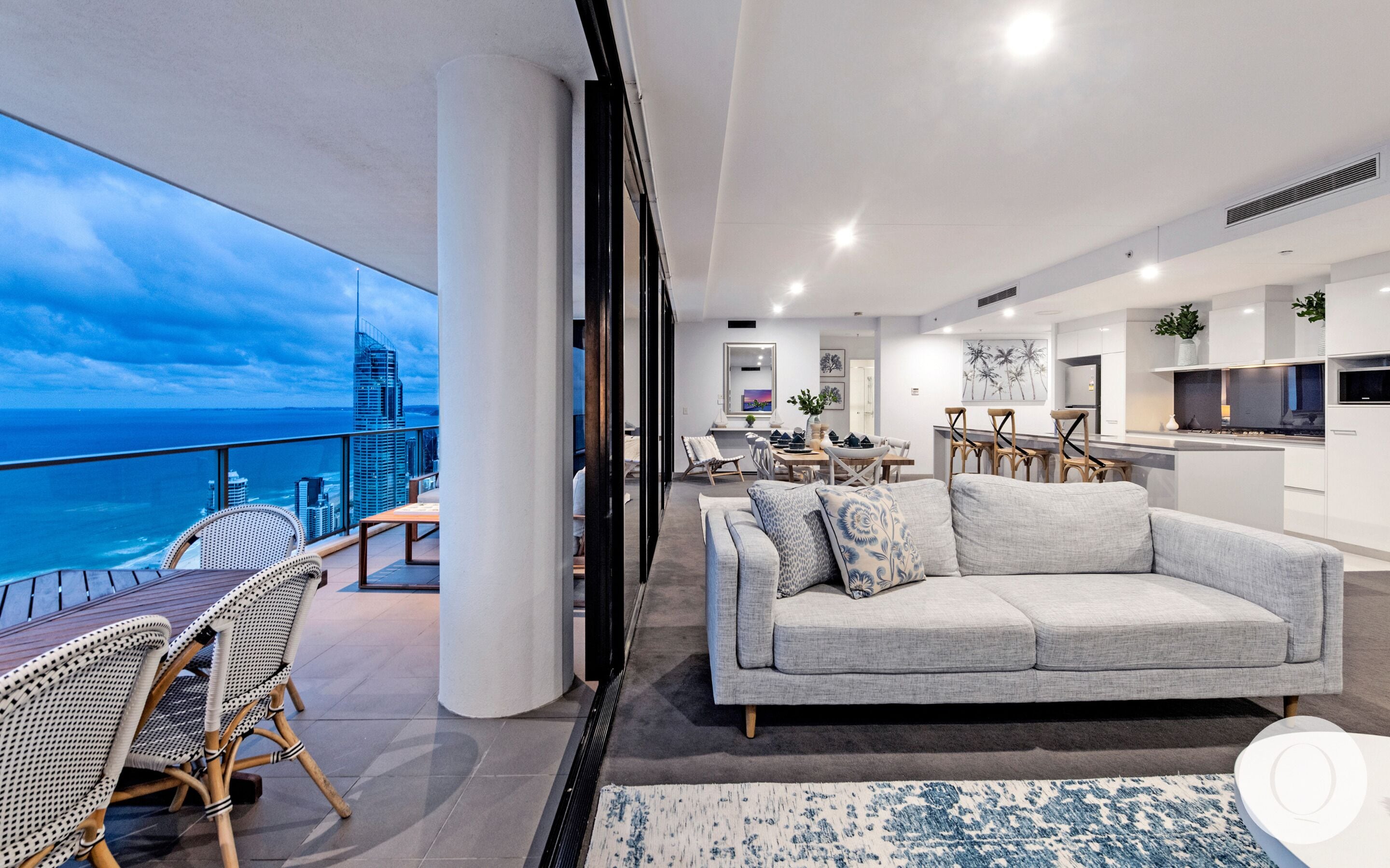 5 Bedroom Sub Penthouse SPA | Living area