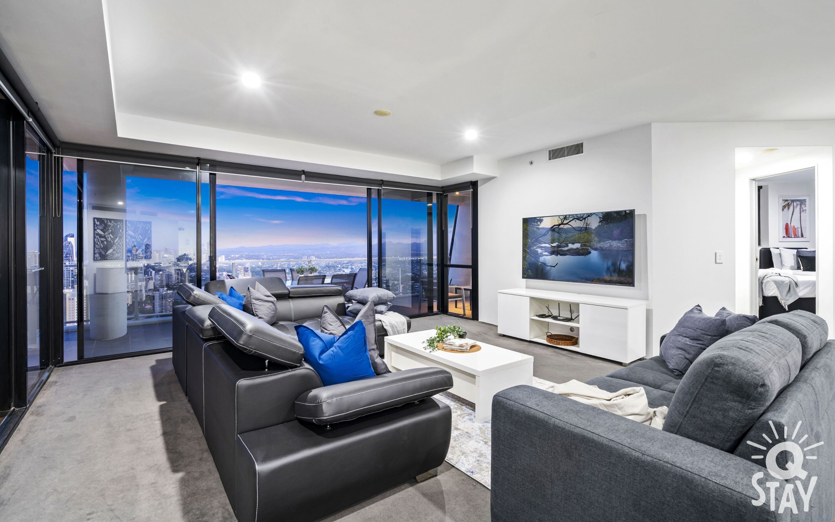3 Bedroom Ocean SPA | Living area