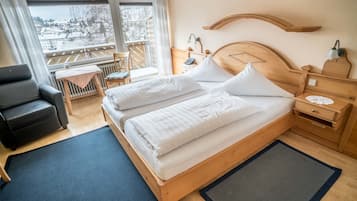 Doppelzimmer, Balkon | Zimmersafe, Schreibtisch, schallisolierte Zimmer, Babybetten