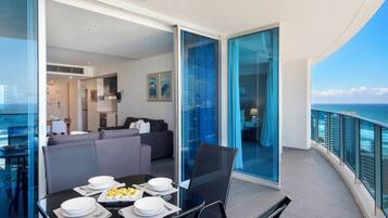 Apartment, 2 Bedrooms, 2 Bathrooms, Partial Ocean View | Terrace/patio