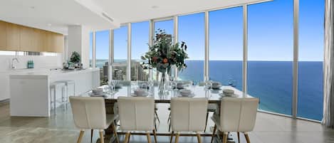 Appartement | Woonruimte | Een lcd-televisie