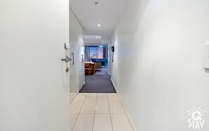 Apartment, 2 Bedrooms, City View | Individually decorated, free WiFi, bed sheets - H'Residences - Q Stay (Surfers Paradise)