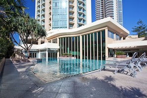 Exterior - Legends - Q Stay (Surfers Paradise)