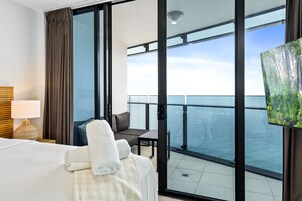 Premium-huoneisto, 3 makuuhuonetta, valtamerinäköala | Yksilöllisesti sisustettu, yksilöllisesti kalustettu, ilmainen Wi-Fi