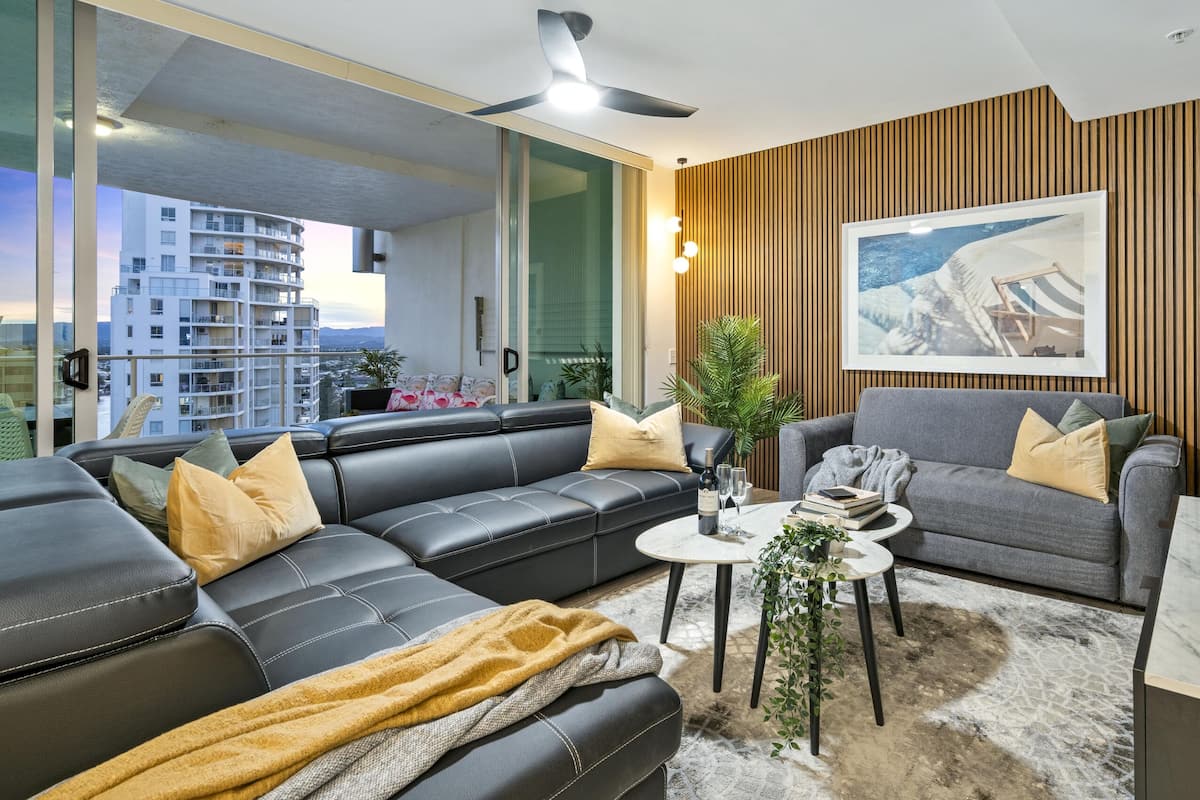 3 Bedroom Executive Penthouse | Opholdsområde | LCD-tv