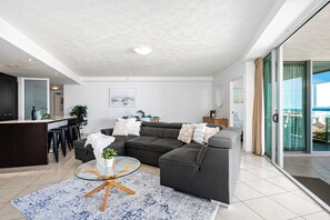 3 Bedrooms, Ocean View | Living area | LCD TV - Wings - Q Stay (Surfers Paradise)
