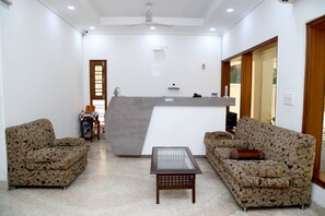 Reception - The Country Roads (New Delhi)