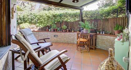 Lacco Cottage