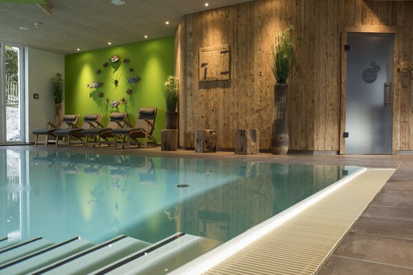 Indoor pool - Leiners Familienhotel (Garmisch-Partenkirchen)