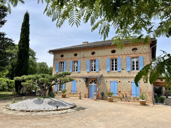 Exterior - Domaine D'en Rigou (Giroussens)