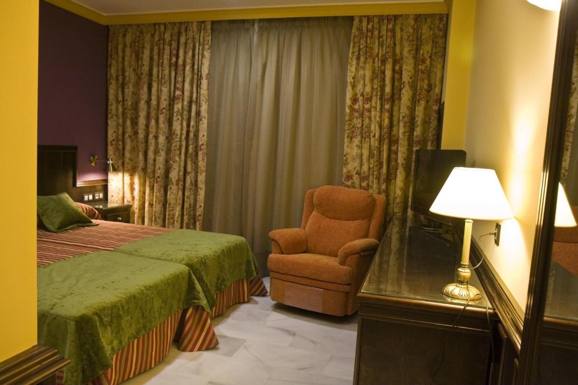 double room | 1 bedroom, desk, soundproofing, free wifi