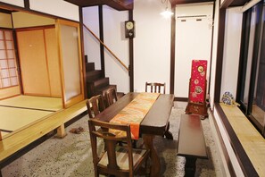 In-room dining - Komachiya (Kyoto)