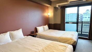 Superior Twin Studio | Desk, blackout drapes, iron/ironing board, free cribs/infant beds