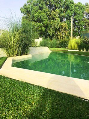 Außenpool (je nach Saison geöffnet)