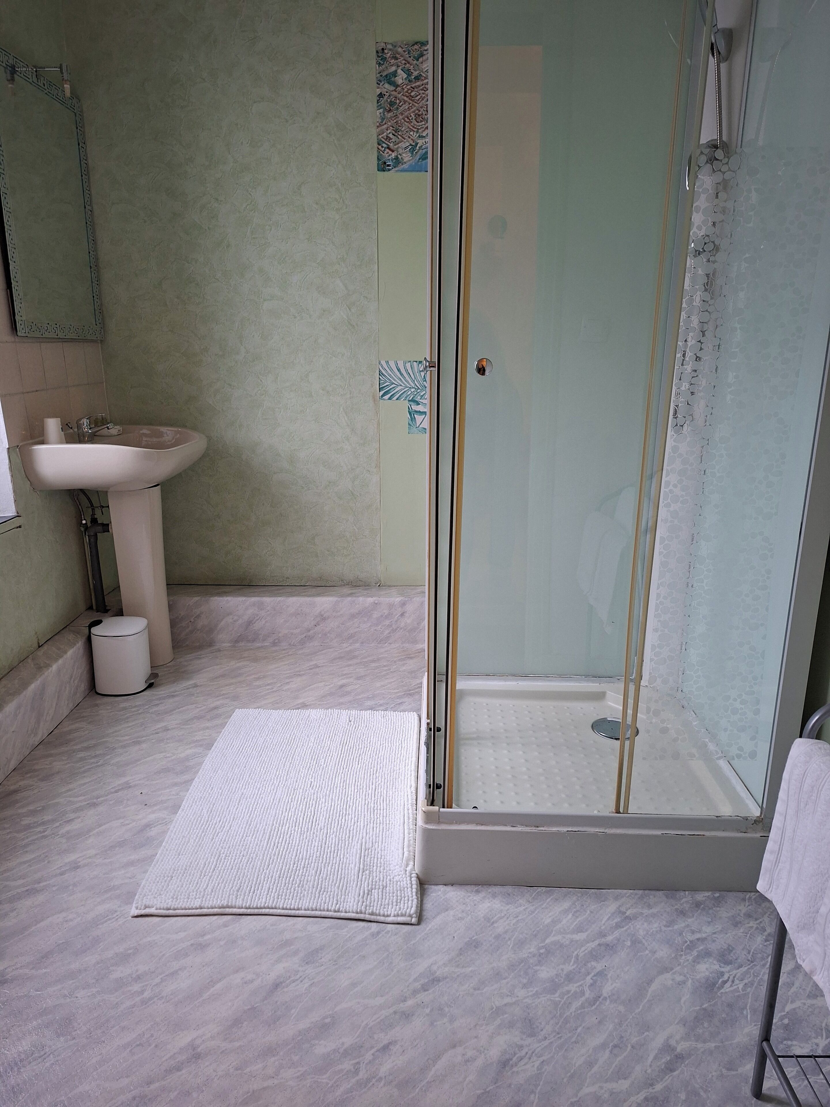 Fer et planche à repasser, lits bébé (gratuits), Wi-Fi gratuit