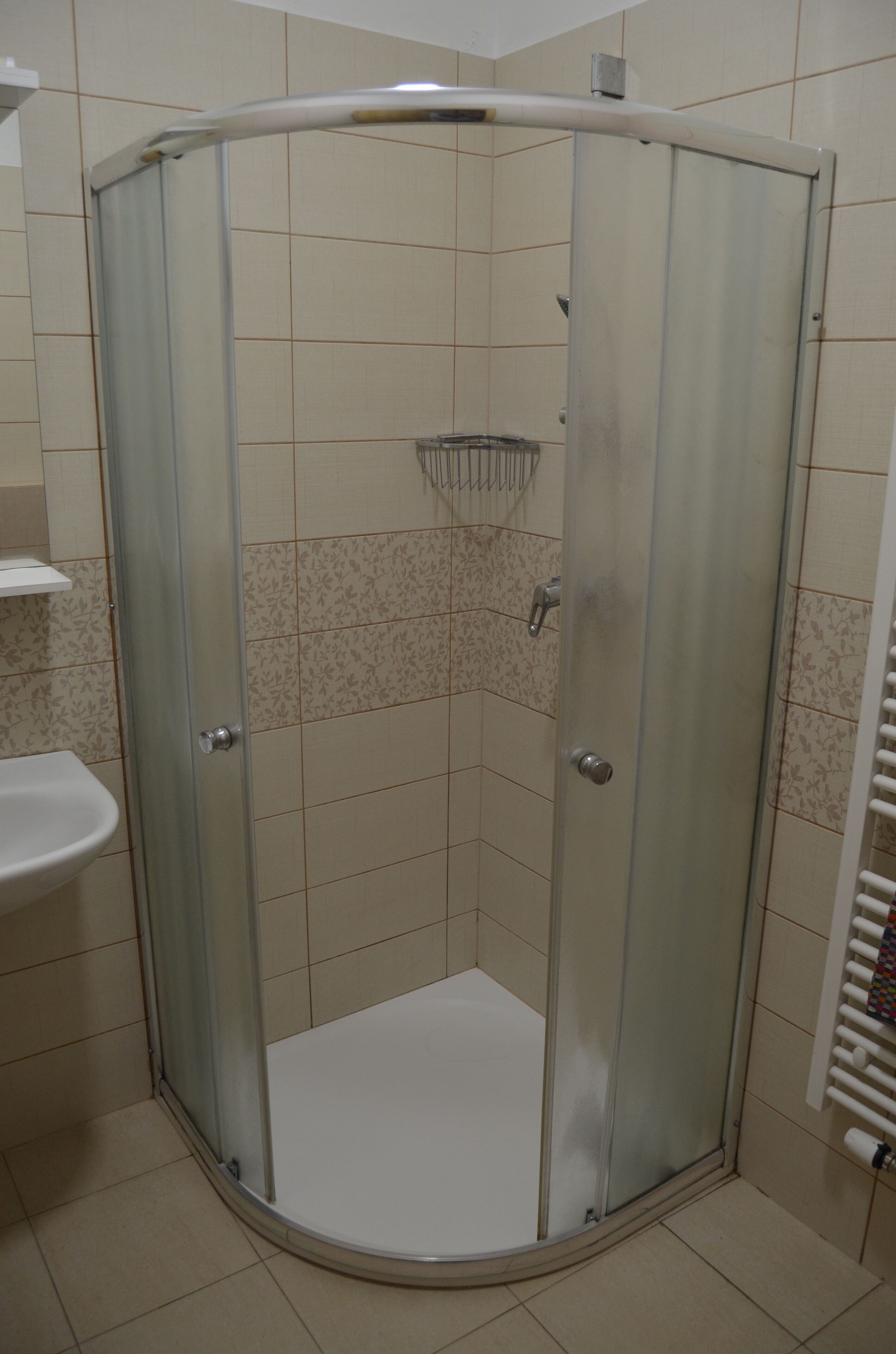 Standard Apartment, Terrace, Garden Area | Bathroom | Shower, free toiletries, hair dryer, towels