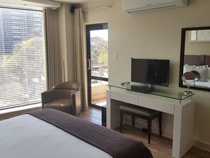 Apartamento superluxo, 3 quartos, sacada | Roupas de cama premium, camas Tempur-Pedic, cofres nos quartos