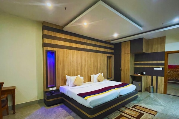 Supreme Room | In-room safe, WiFi (free), bed sheets