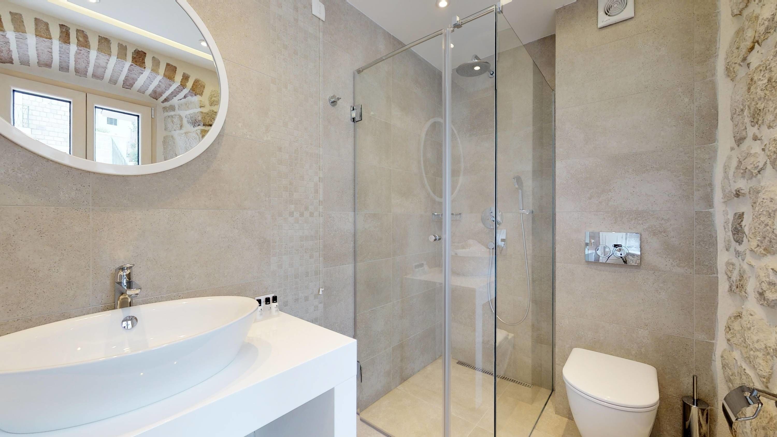 shower, free toiletries, hair dryer, bathrobes