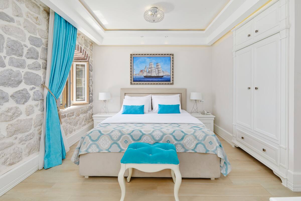 Kamar Double Superior, pemandangan laut | Seprai premium, minibar, brankas, dan meja kerja