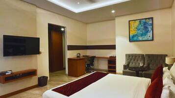 Deluxe-Doppelzimmer, 1 King-Bett | Hochwertige Bettwaren, Zimmersafe, individuell eingerichtet