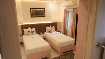 Executive Room | Laptop workspace, free WiFi, bed sheets