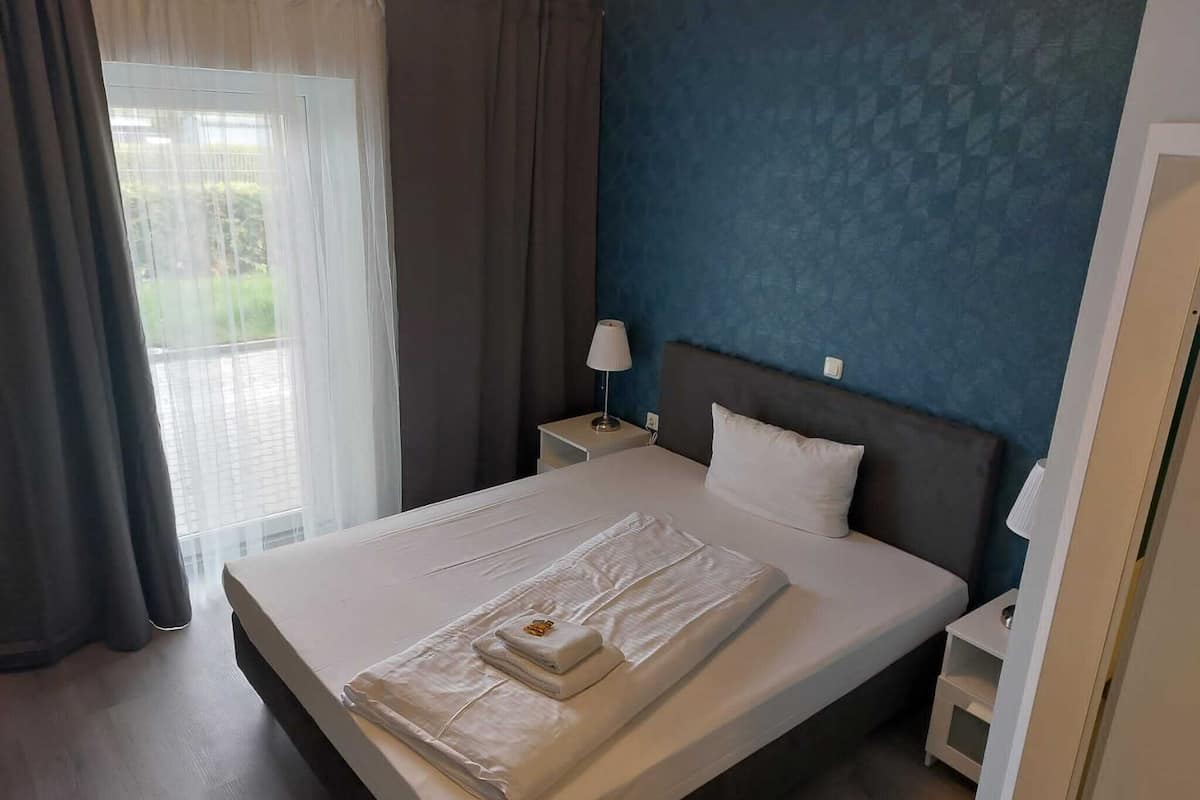 Double Room, Terrace | In-room safe, desk, soundproofing, free cribs/infant beds