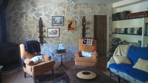 Ferienhaus, 5 Schlafzimmer | Wohnzimmer | Flachbildfernseher, Kamin, DVD-Player