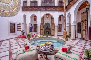 Outdoor pool - Riad Safran et Cannelle & Spa (Marrakech)