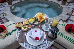 Free daily local cuisine breakfast - Riad Safran et Cannelle & Spa (Marrakech)