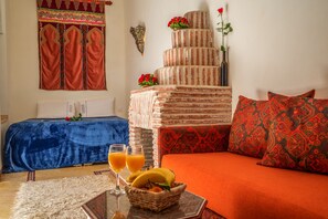Deluxe Double Room | Premium bedding, individually decorated, blackout curtains - Riad Safran et Cannelle & Spa (Marrakech)