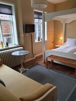 尊荣双人房 | 隔音、熨斗/熨板、婴儿床、折叠床/加床（额外  收费）