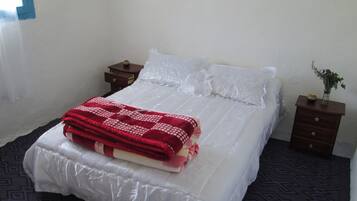 Double Room, Garden Area | 1 bedroom, soundproofing, bed sheets