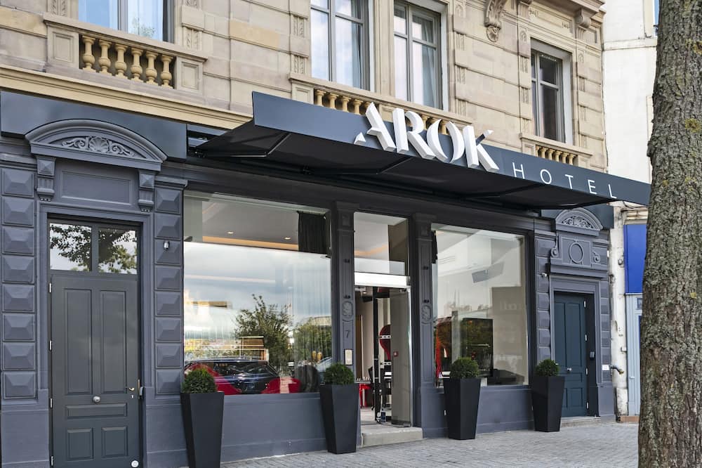 Hotel Arok