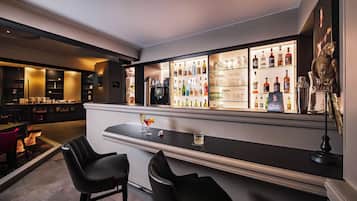 Bar (in der Unterkunft)