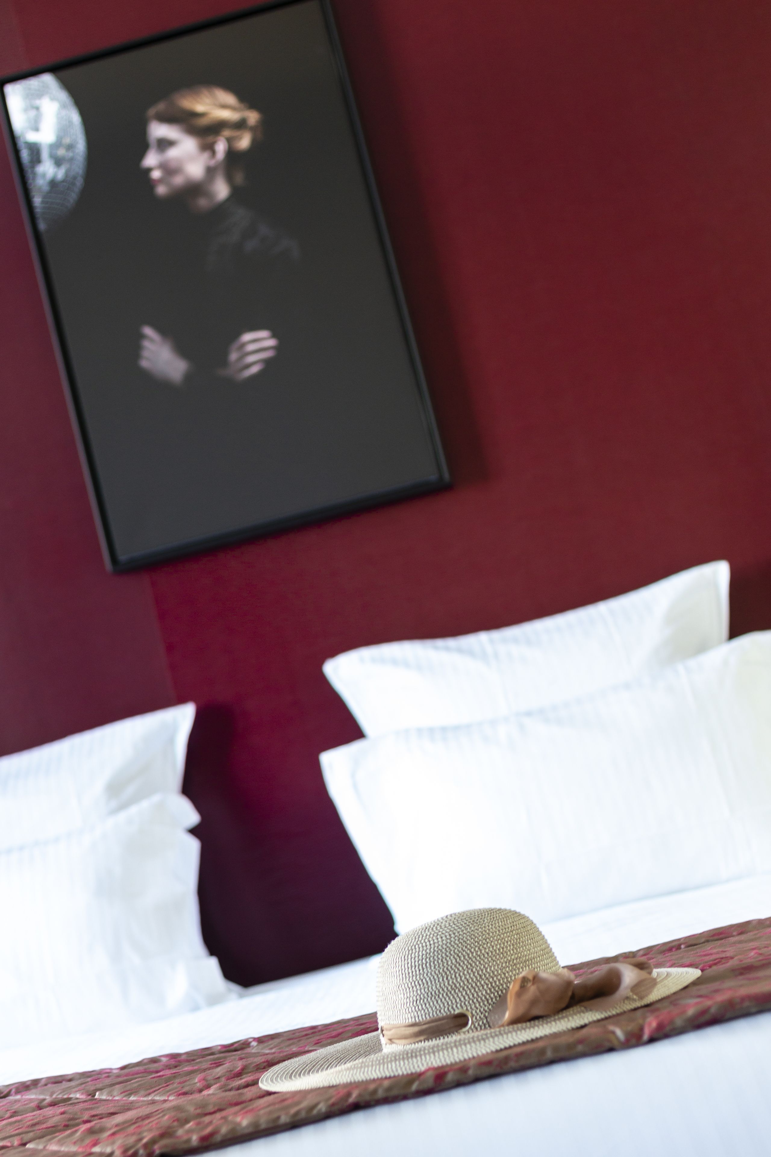 Premium bedding, in-room safe, desk, soundproofing