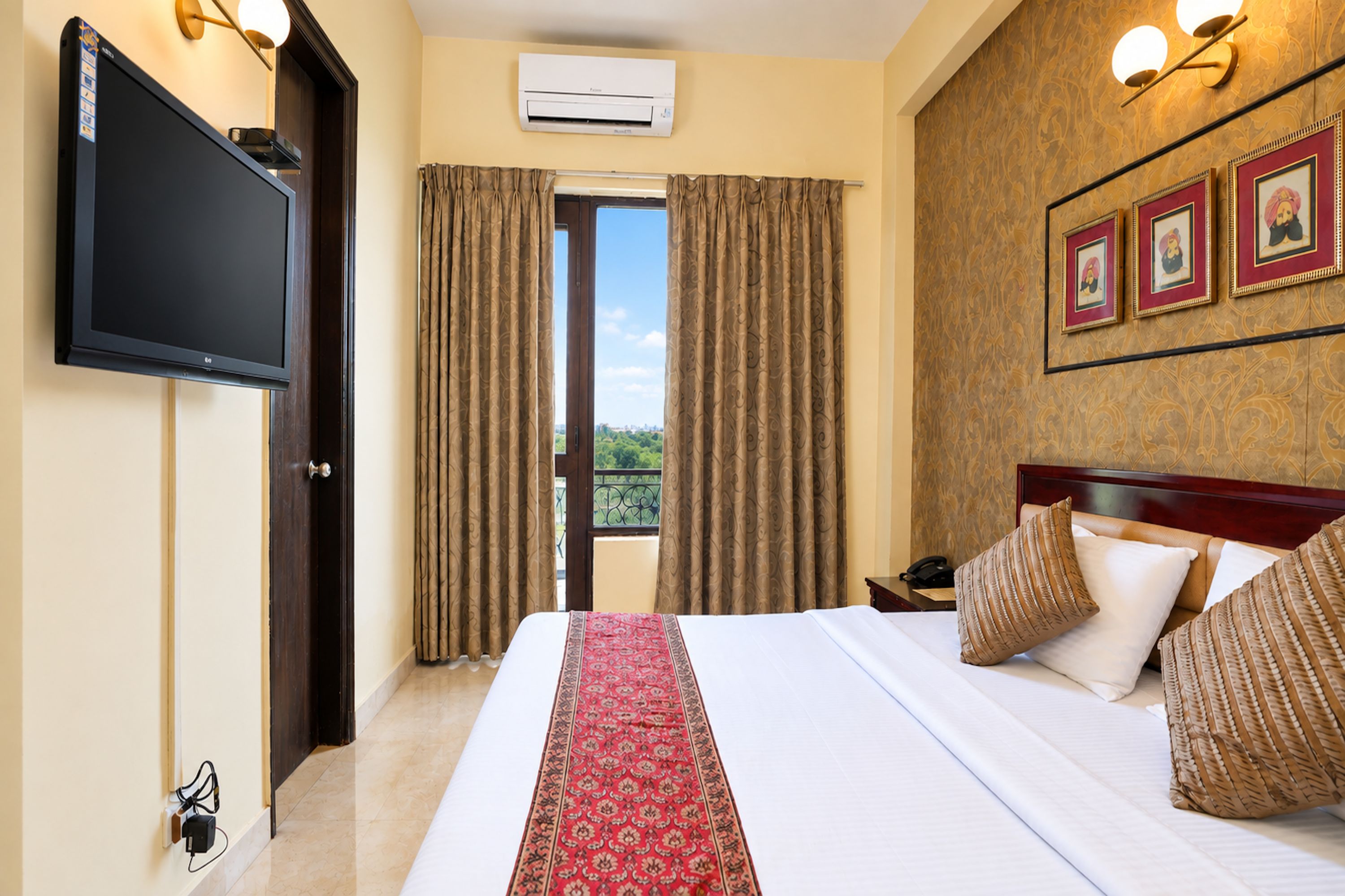 Deluxe Queen Room with Balcony | View from room