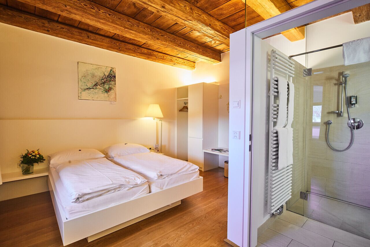 Classic-Doppelzimmer (Schuettkasten Klein) | Minibar, Zimmersafe, Schreibtisch, Babybetten