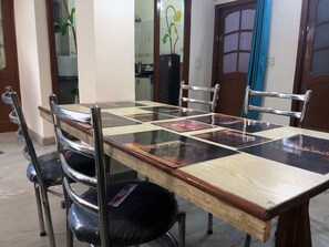 Living area - Utsav Bed & Breakfast (Noida)