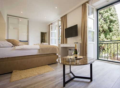 Well Of Life Luxury Rooms