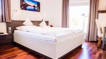 Double Room | In-room safe, blackout drapes, free WiFi, bed sheets