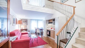 Standard Duplex, 1 Bedroom | 1 bedroom, desk, soundproofing, iron/ironing board
