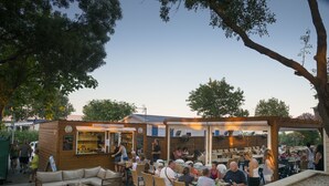 Dining - Camping Le Pin Parasol (Saint-Thibery)