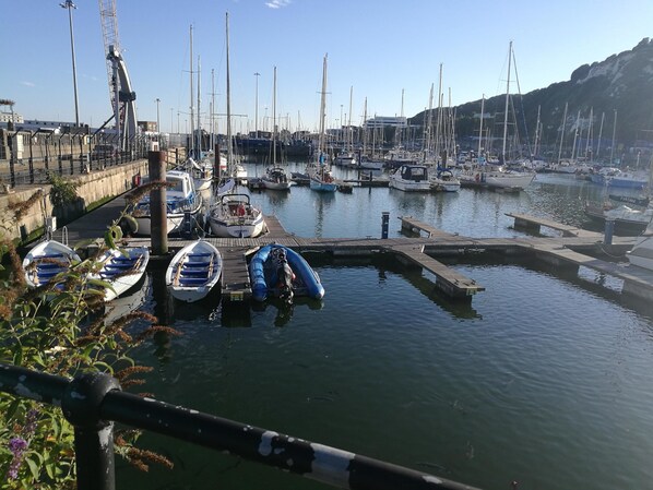 Exterior - Connaught Hotel (Dover)