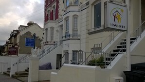 Terrace/patio - Connaught Hotel (Dover)