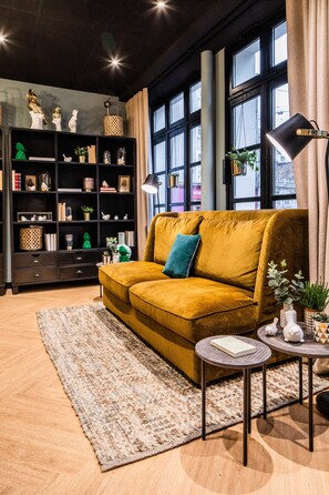 Lobby sitting area - Hôtel Lanjuinais (Rennes)