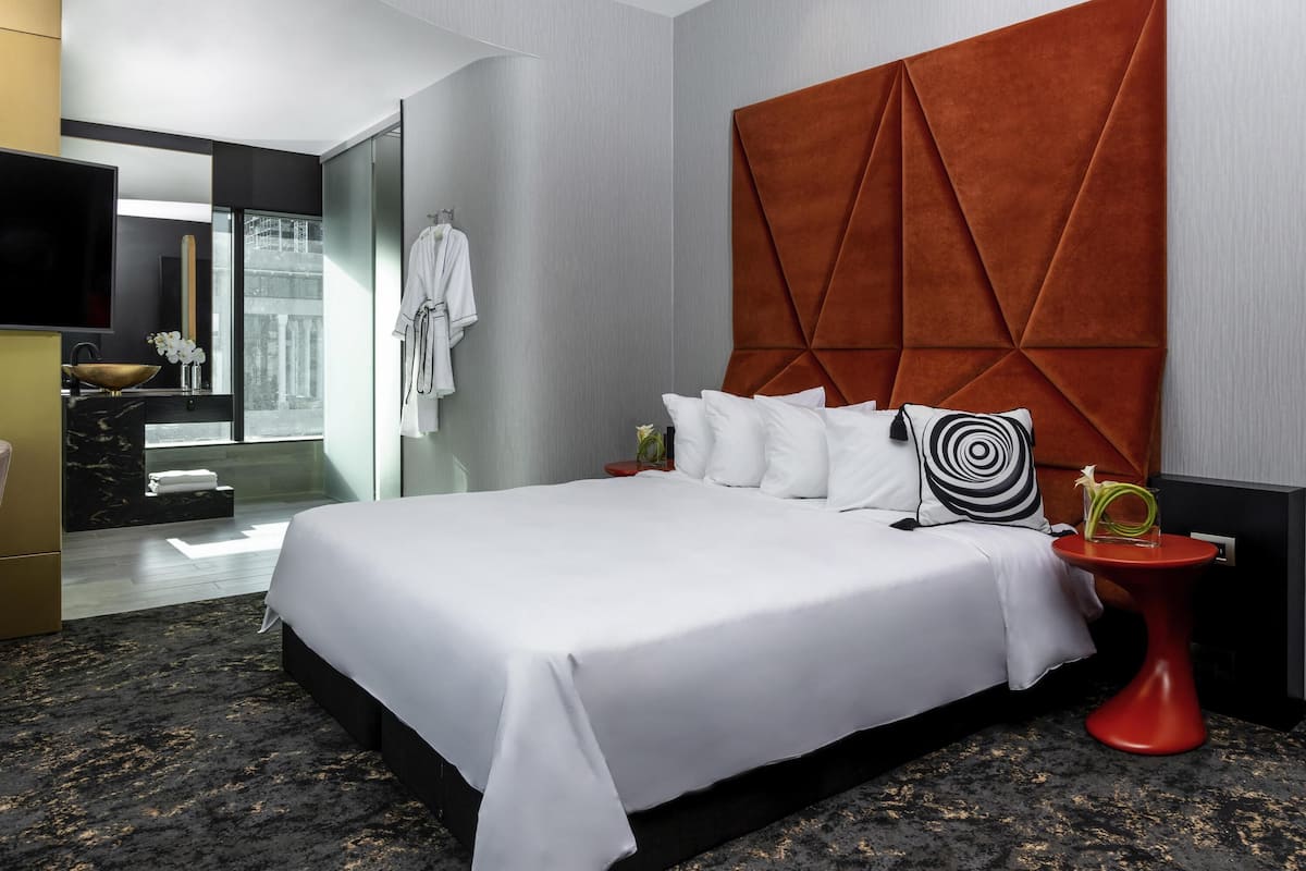 Zimmer, 1 King-Bett (Collection) | 1 Schlafzimmer, hochwertige Bettwaren, Minibar, Zimmersafe