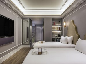 Privilege, Room, 2 Single Beds | Premium bedding, desk, blackout curtains, soundproofing - Mercure Shanghai Jiuting (Shanghai)